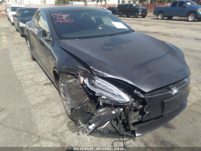 Tesla Model s (2019)