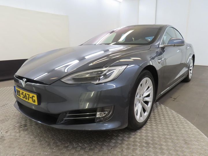 Tesla Model s (2017)