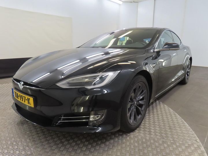 Tesla Model s (2018)