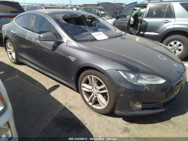 Tesla Model s (2015)