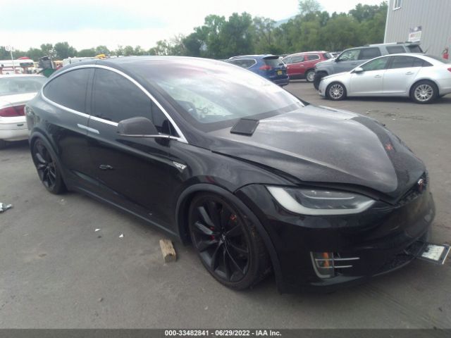 Tesla Model x (2016)