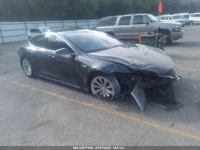 Tesla Model s (2019)