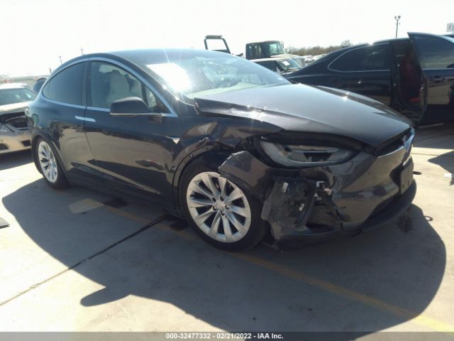 Tesla Model x (2018)