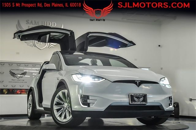 Tesla Model x (2018)