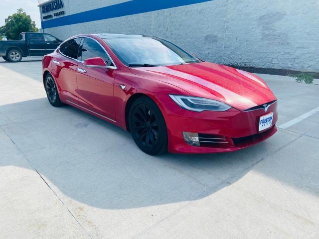 Tesla Model s (2016)