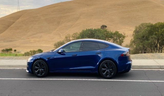 Tesla Model s (2021)