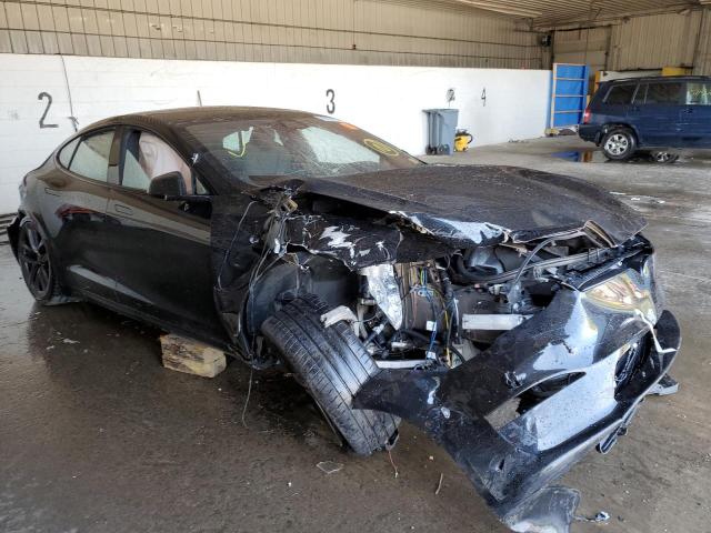 Tesla Model s (2021)