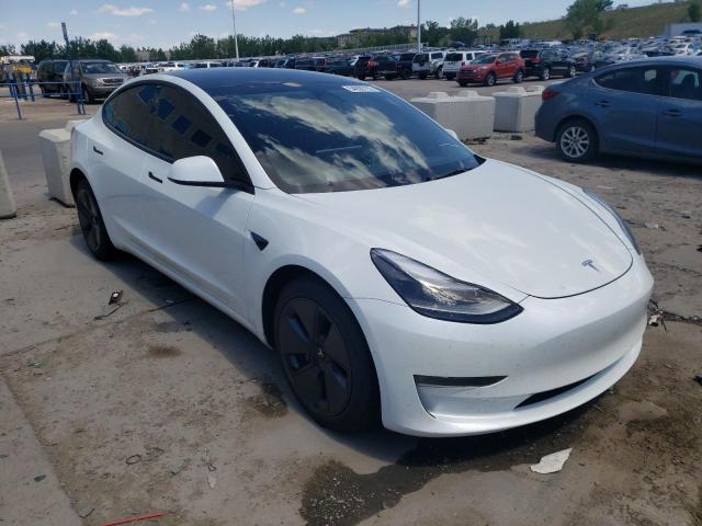 Tesla Model 3 (2022)