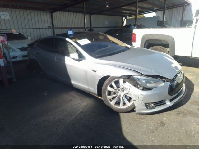 Tesla Model s (2015)