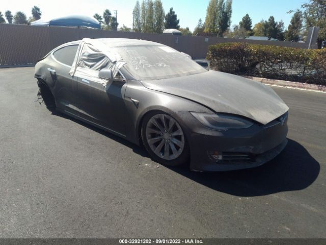 Tesla Model s (2017)