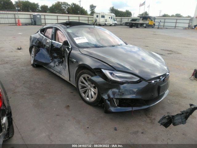 Tesla Model s (2017)