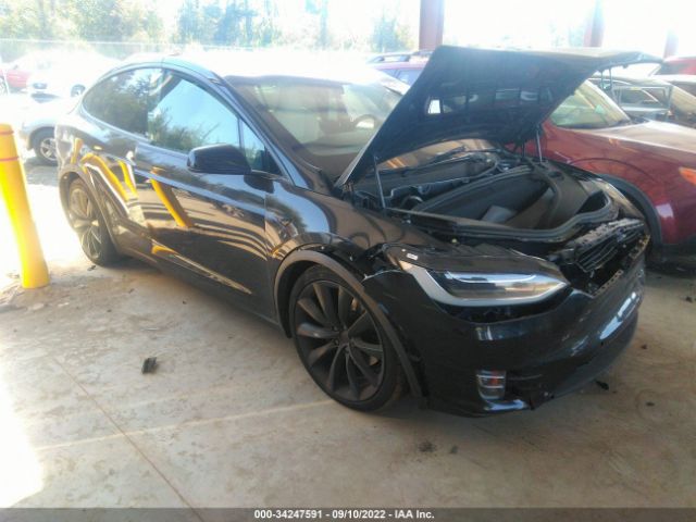 Tesla Model x (2017)