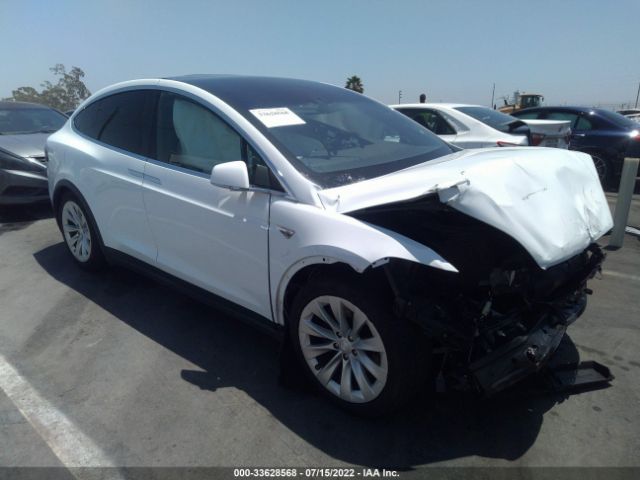 Tesla Model x (2016)