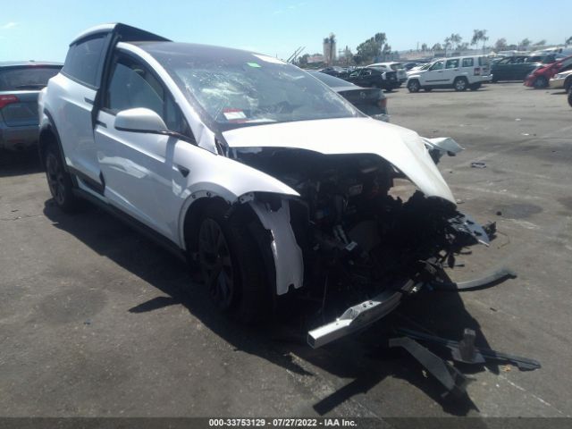 Tesla Model x (2022)