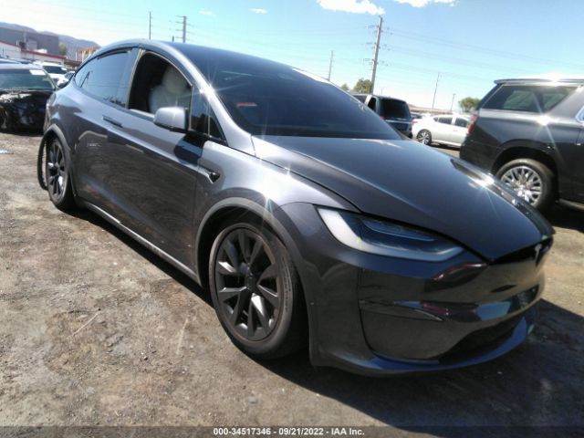 Tesla Model x (2022)