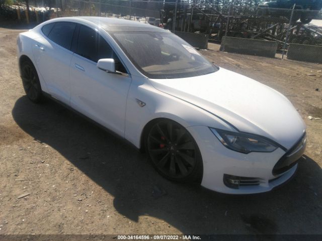 Tesla Model s (2015)