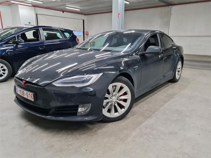Tesla Model s (2020)