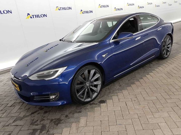 Tesla Model s (2017)