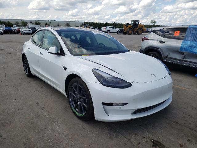 Tesla Model 3 (2021)