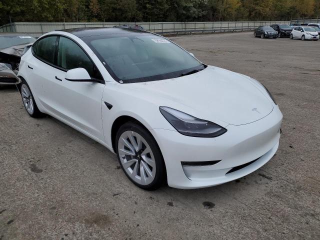 Tesla Model 3 (2022)