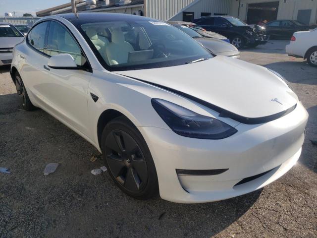 Tesla Model 3 (2022)