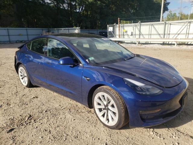 Tesla Model 3 (2022)