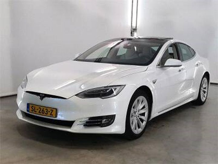 Tesla Model s (2018)