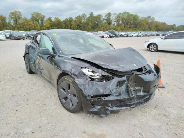 Tesla Model 3 (2022)