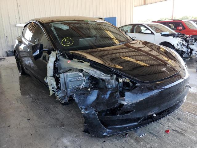Tesla Model 3 (2022)