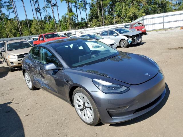 Tesla Model 3 (2021)