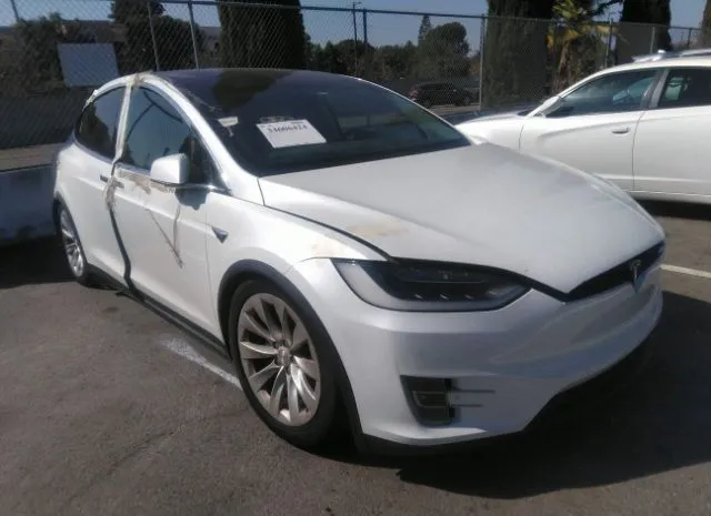 Tesla Model x (2018)