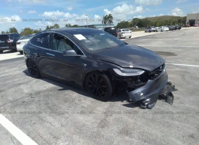 Tesla Model x (2019)