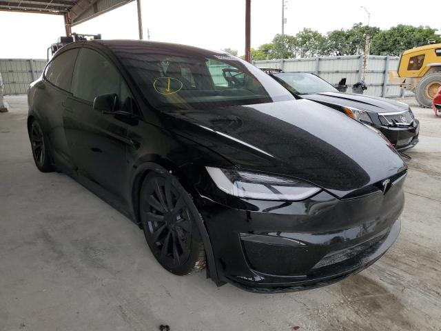 Tesla Model x (2022)