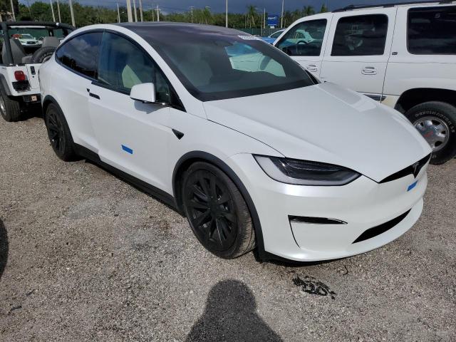 Tesla Model x (2022)