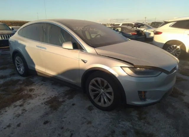 Tesla Model x (2018)