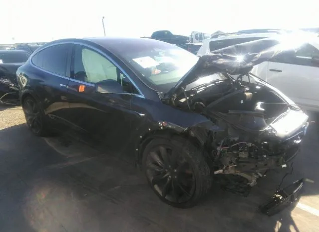 Tesla Model x (2020)