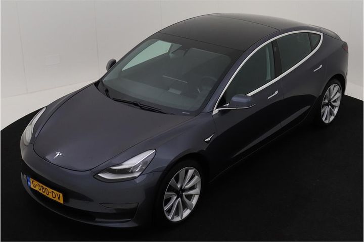Tesla Model (2019)