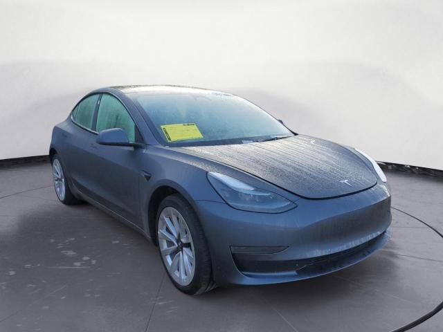 Tesla Model 3 (2022)