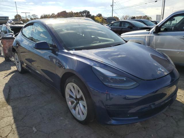 Tesla Model 3 (2022)