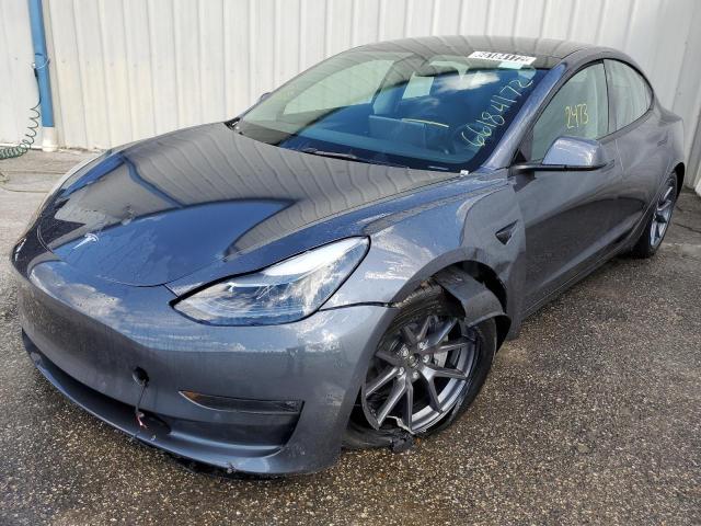 Tesla Model 3 (2022)