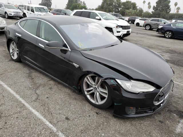 Tesla Model s (2016)