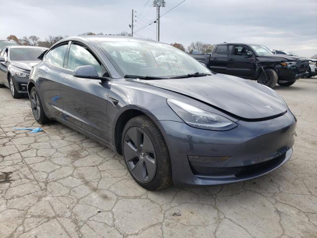 Tesla Model 3 (2022)