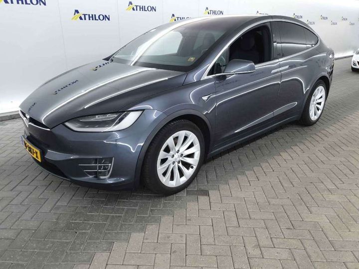 Tesla Model x (2017)