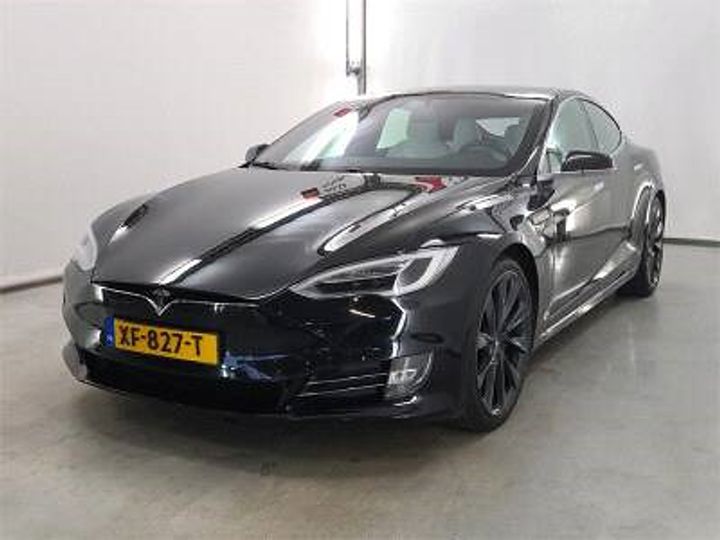Tesla Model s (2018)