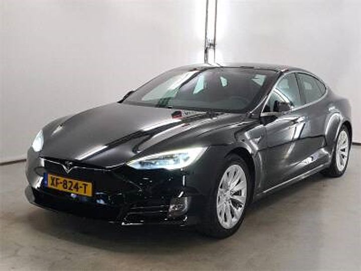 Tesla Model s (2018)