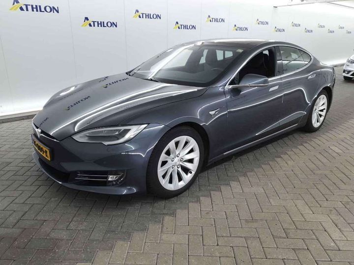 Tesla Model s (2018)