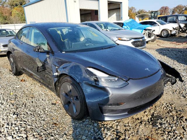 Tesla Model 3 (2022)