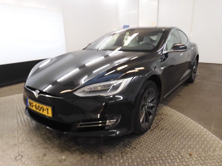 Tesla Model s (2017)