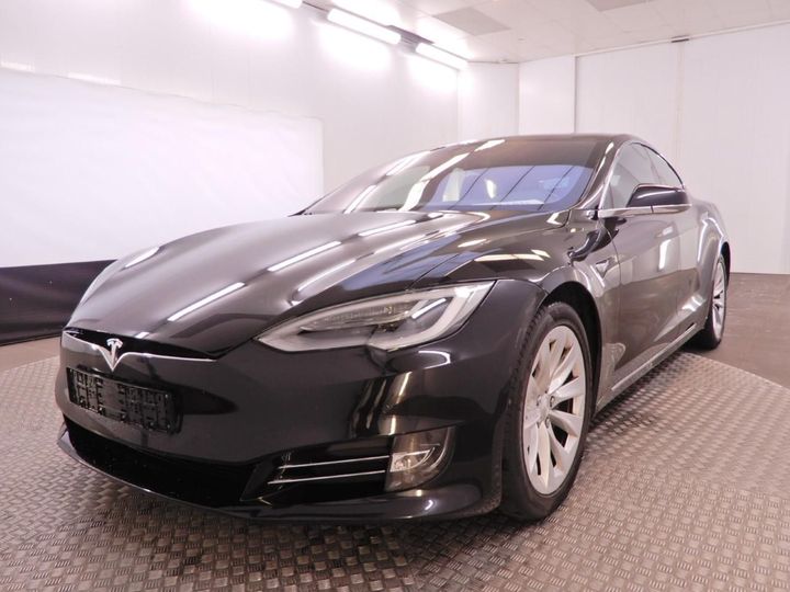Tesla Model s (2018)