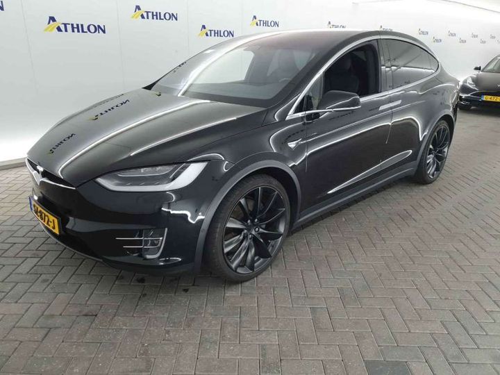 Tesla Model x (2018)